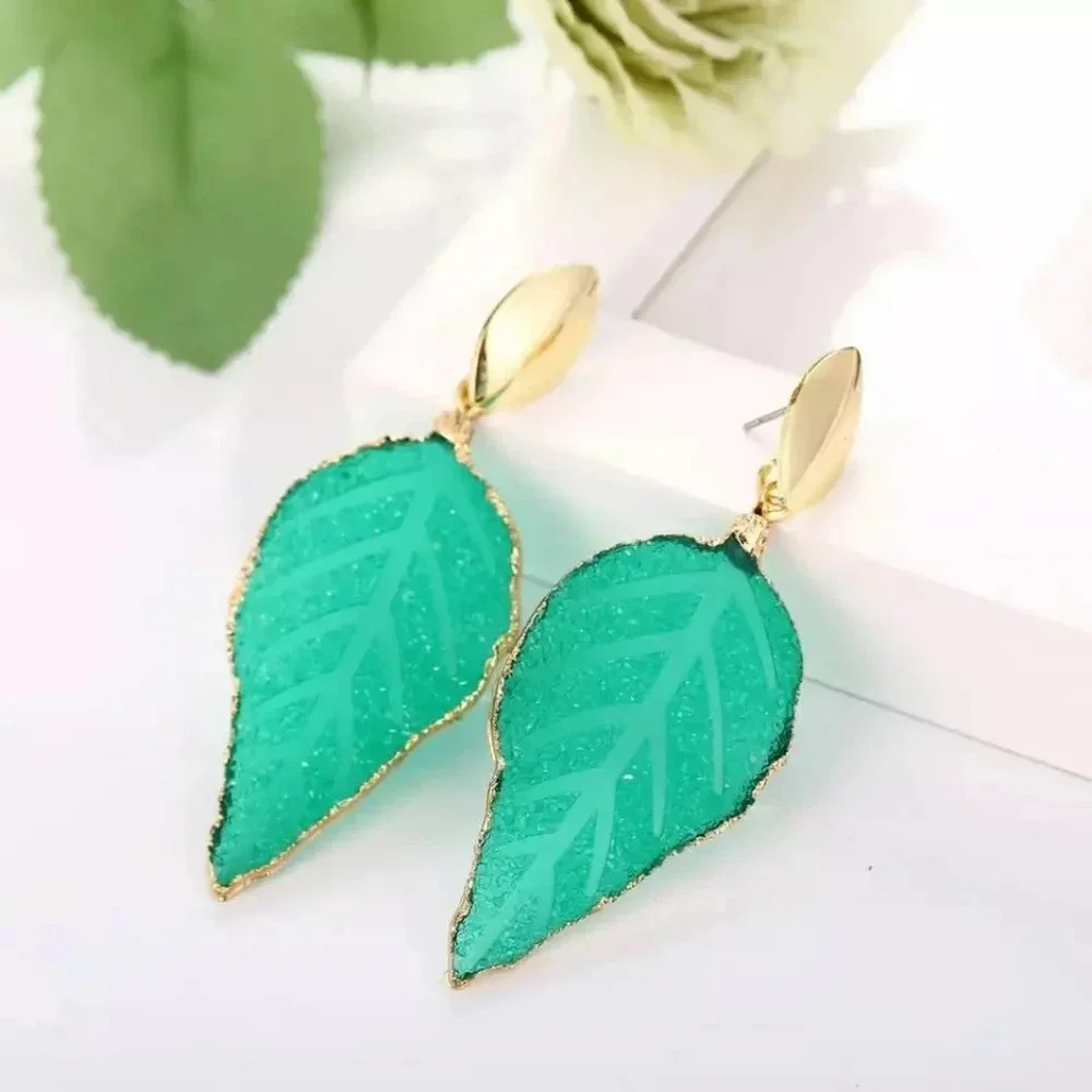 NEW HOST PICK!! 🥳 | Green Druzy‎ Dangle Leaf Earrings